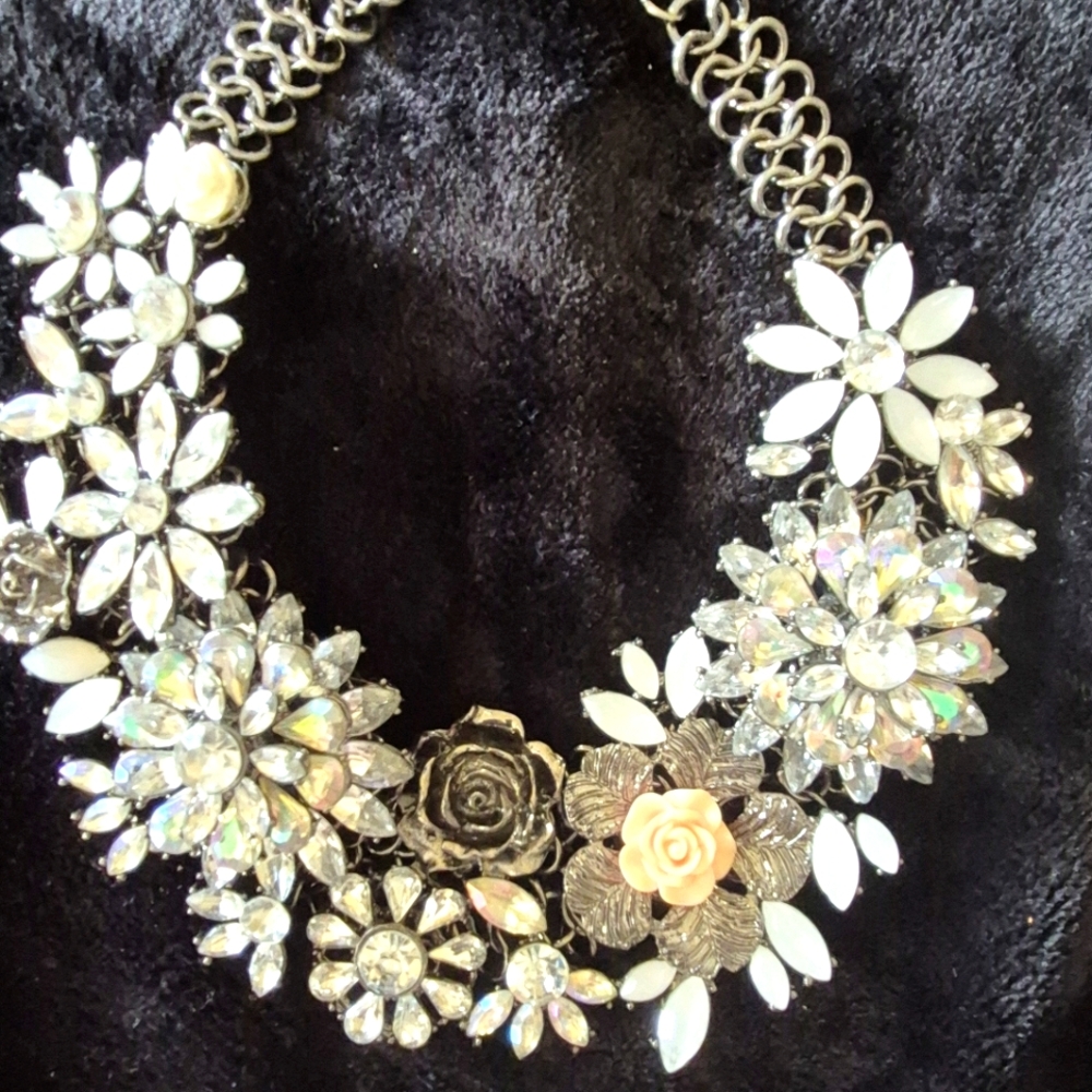 Sassy Jones Vintage Floral Statement Necklace with Silver and Cream Accents